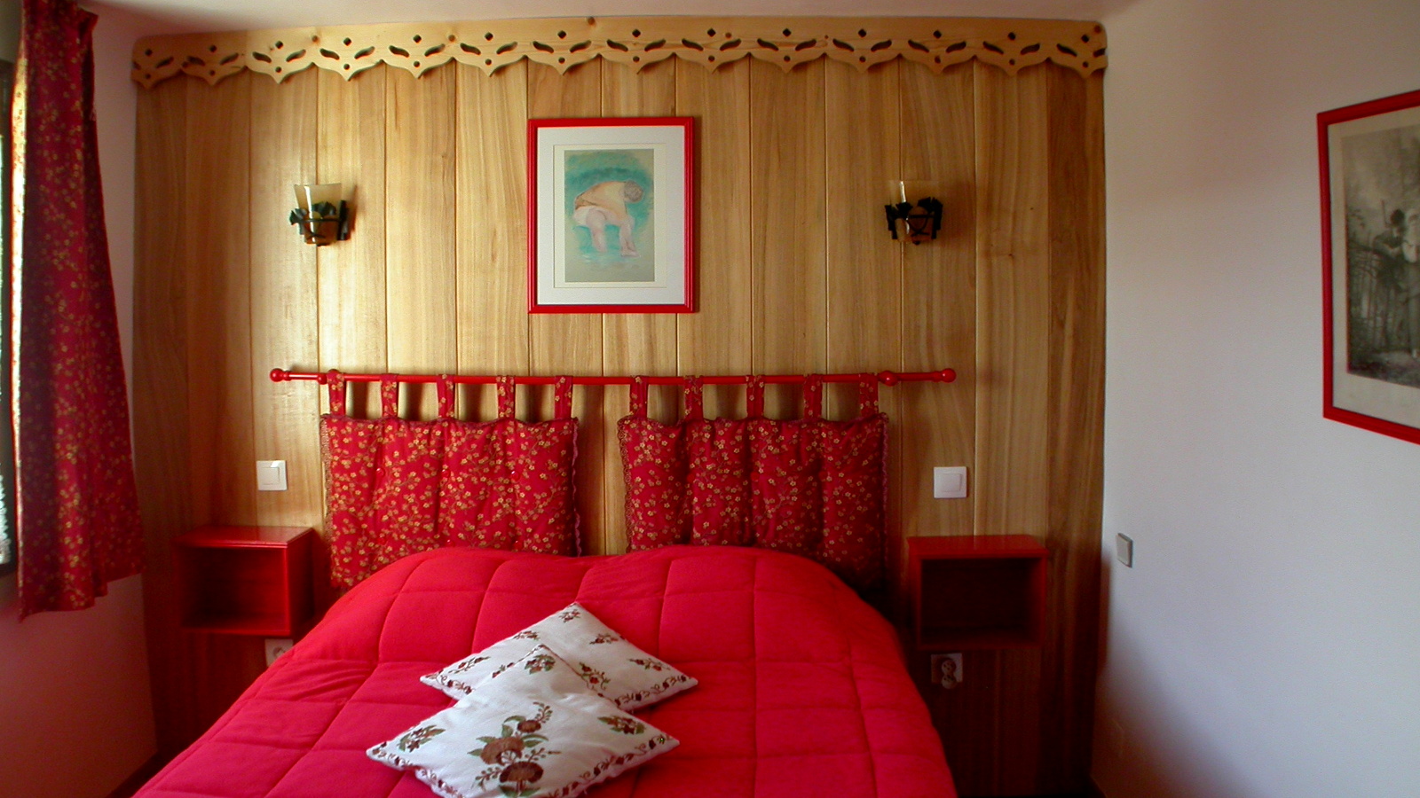 Dormitorio C con cama de matrimonio, orientado al Sur